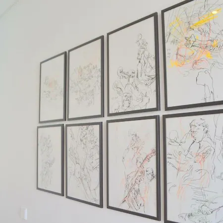 Tp Maestro 74, Luxury & Swimming Pool